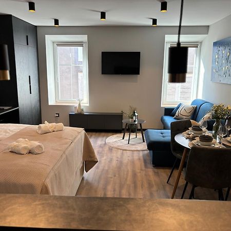 Studio Apartman Versi Old Town زادار المظهر الخارجي الصورة