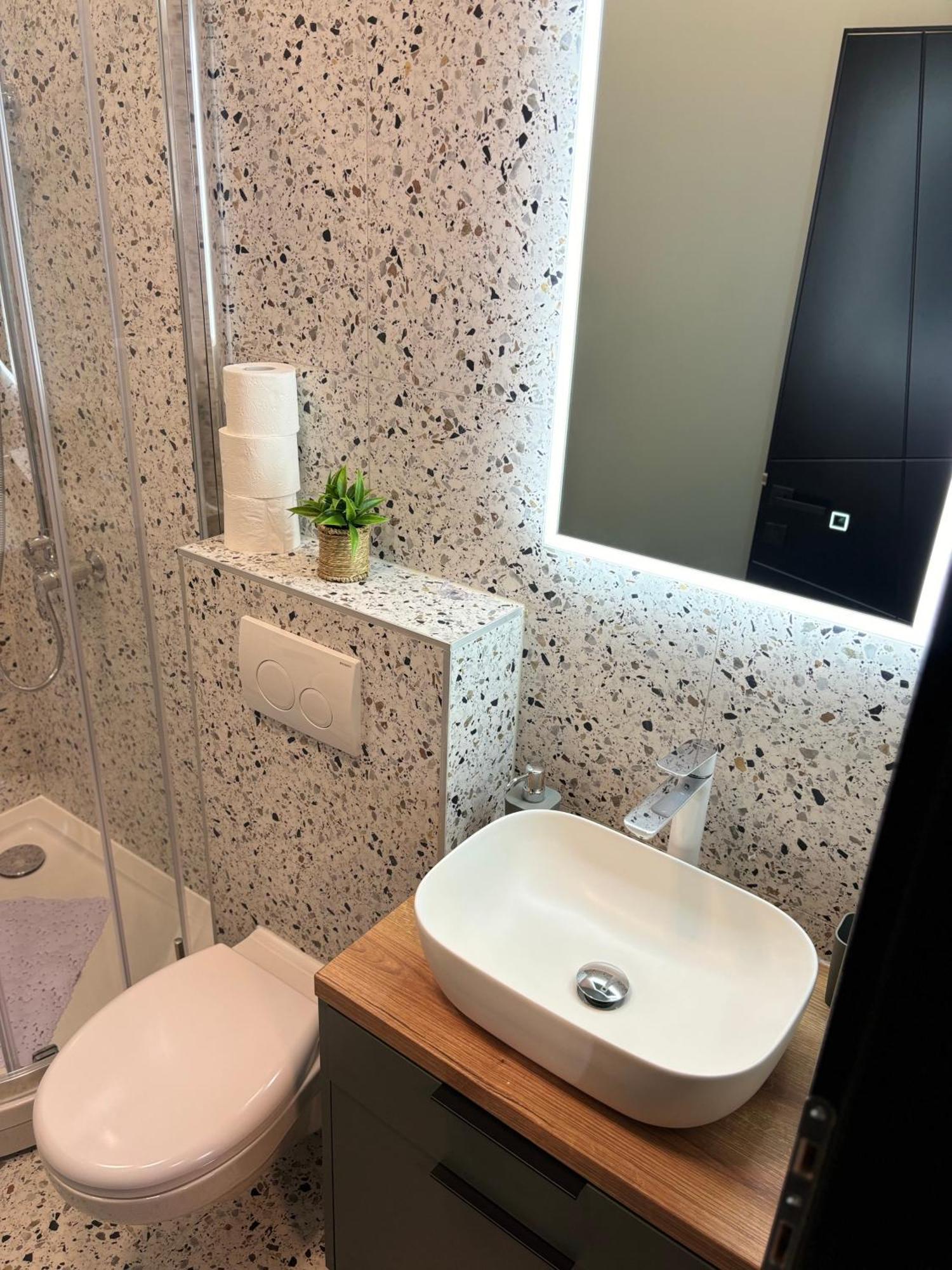 Studio Apartman Versi Old Town زادار المظهر الخارجي الصورة
